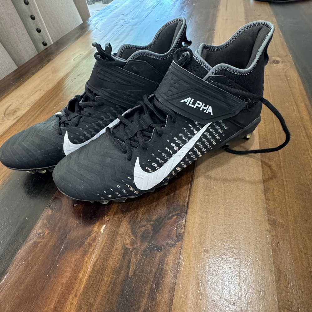 Nike Alpha Menace Pro 3 Mens Football Cleats Black White AQ3209-002 Size 12